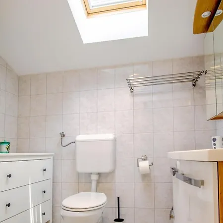 Apartman Fantastic With Small Children - 200m From *