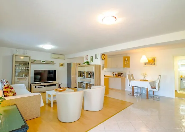 Διαμέρισμα Desa *