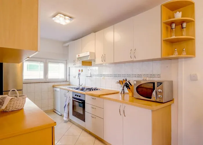 Desa Διαμέρισμα *