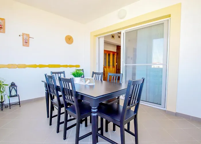 Διαμέρισμα Desa *