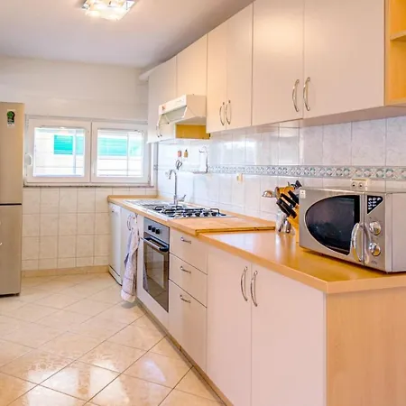 Apartamento Fantastic With Small Children - 200m From