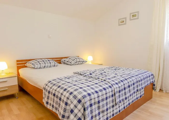 Fantastic With Small Children - 200m From